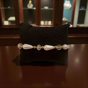 Chic Gold and Silver Beaded Bracelet